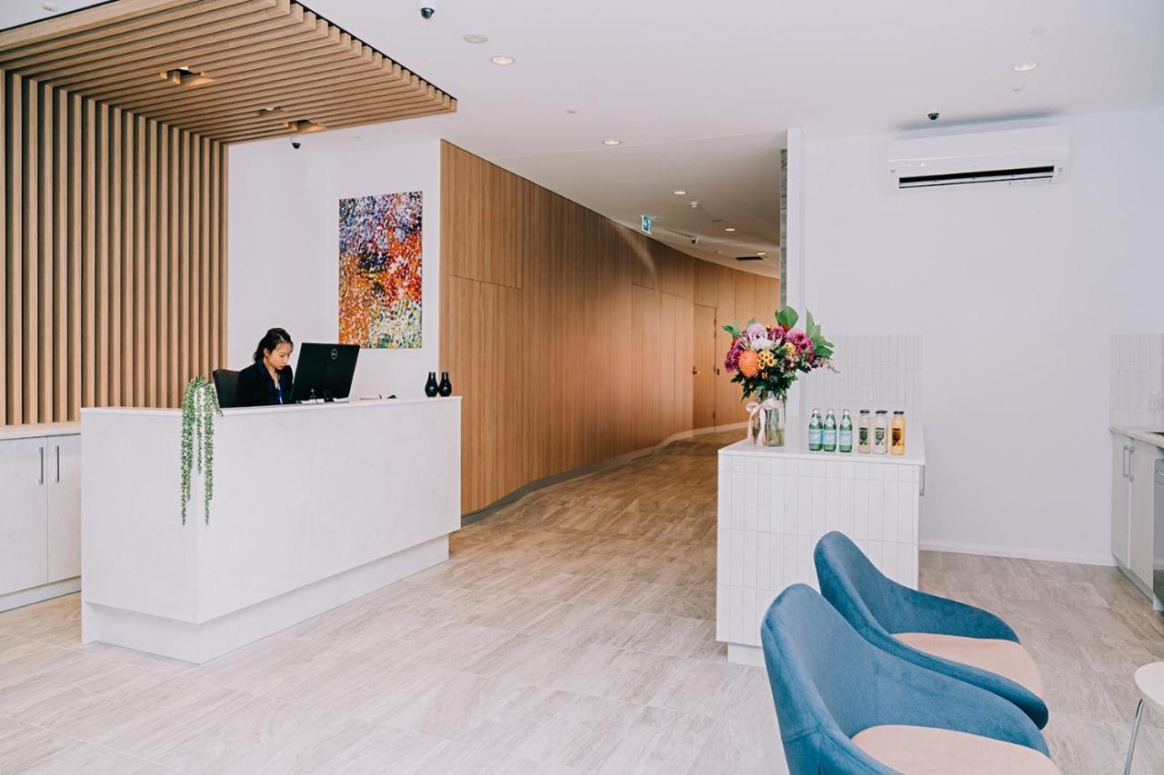 Toms Court Hotel Adelajda Zewnętrze zdjęcie