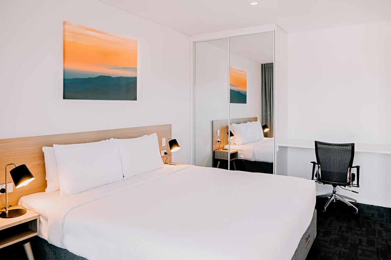 Toms Court Hotel Adelajda Zewnętrze zdjęcie